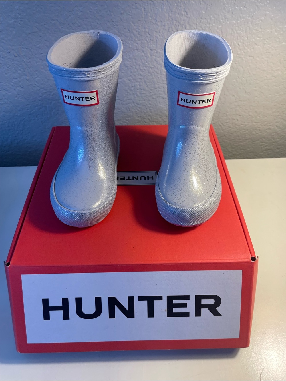 Hunter Little Kid Light Gray Shoe Box sparkles rain boots